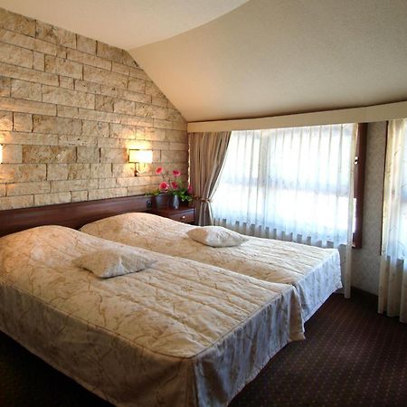 Hotel Restaurant La Porte D'Octodure Martigny Kültér fotó