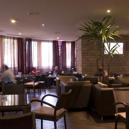 Hotel Restaurant La Porte D'Octodure Martigny Kültér fotó