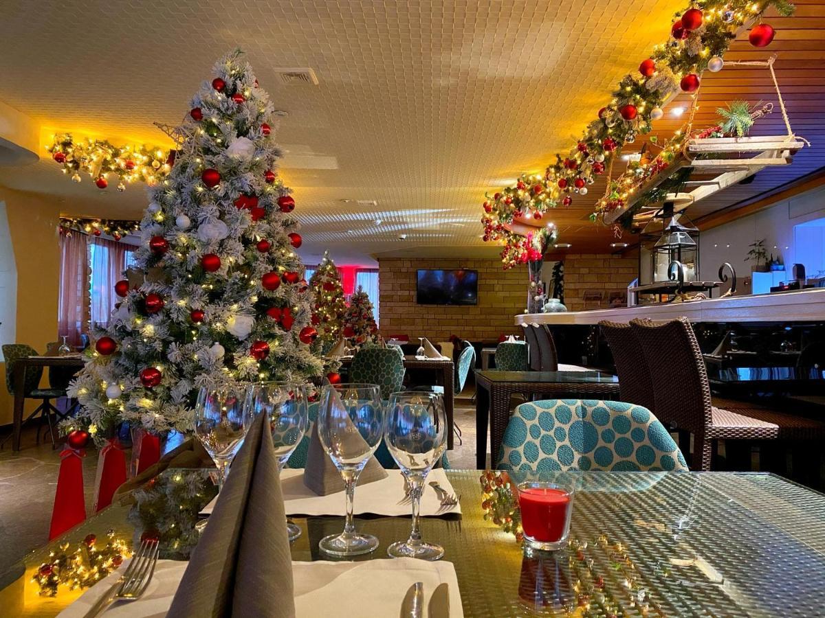 Hotel Restaurant La Porte D'Octodure Martigny Kültér fotó